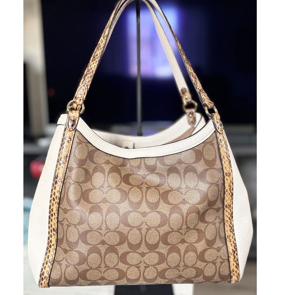 Coach Kristy Shoulder Bag in Colorblock Signature Canvas - Picture 2 of 11